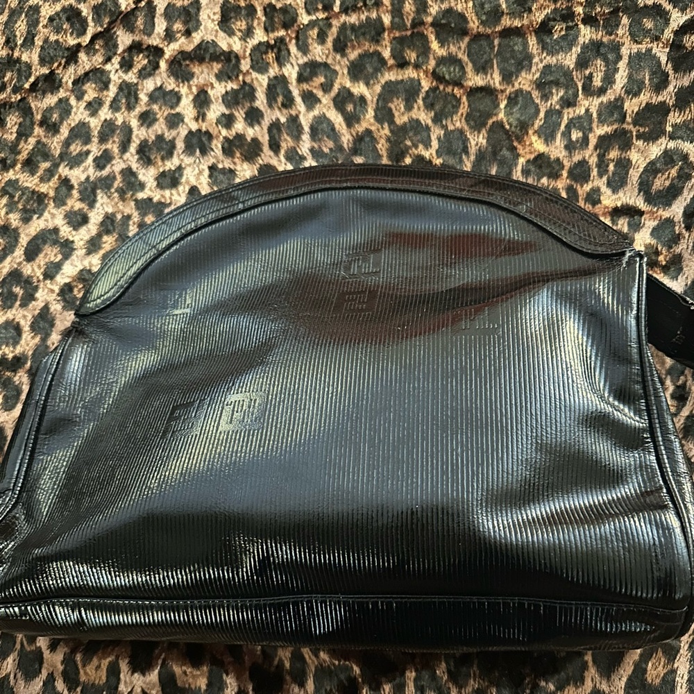 VINTAGE FEDNDI SAS PATENT LEATHER